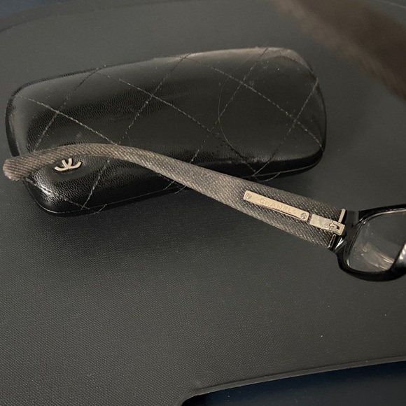 CHANEL Black Rectangular Eyeglasses with Quilted Case and CC Logo - Picture 3 of 9
